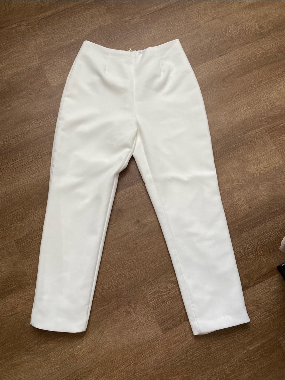 DO+BE White High-Waist Tailored Pants